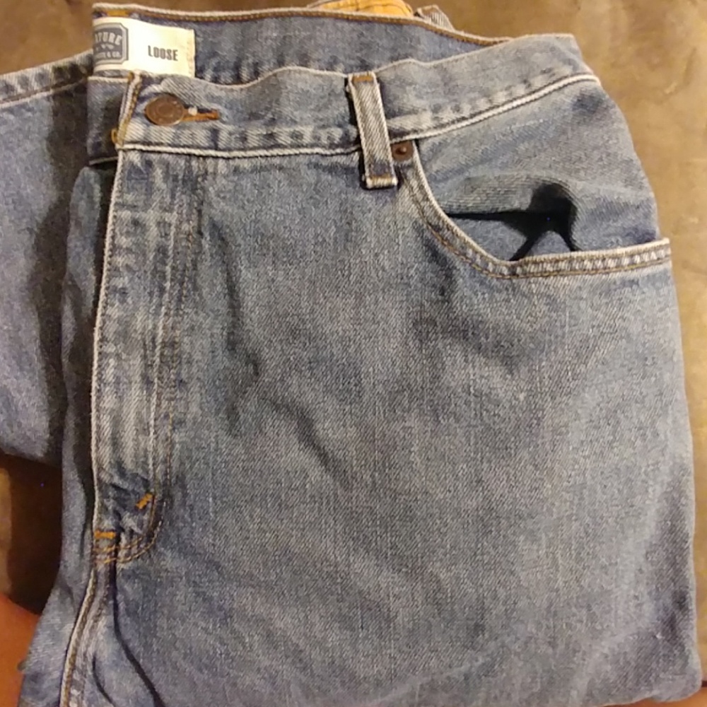 Levi's signature loose jeans